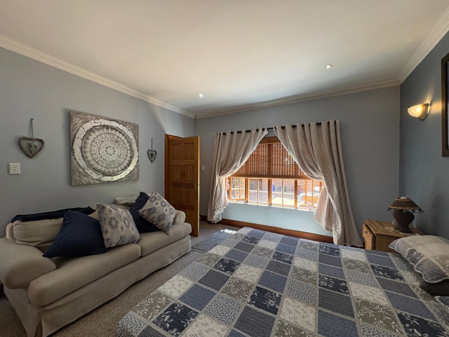 4 Bedroom Property for Sale in Hillcrest Northern Cape